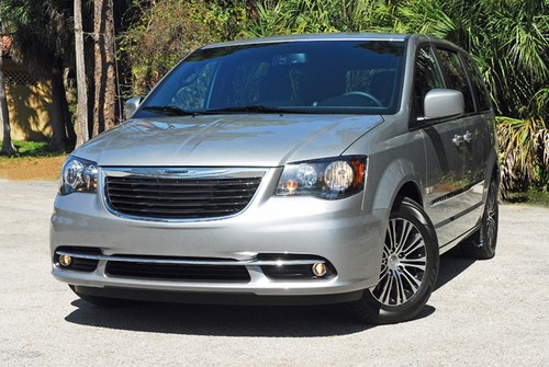 Chrysler town country - chrysler,